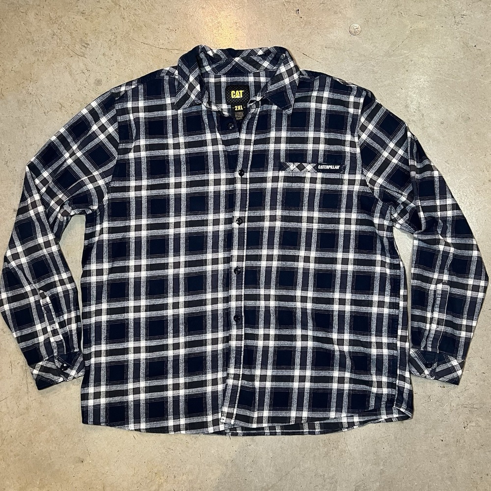 CAT Caterpillar Plaid Flannel Shirt Men’s 2XL Blue Grey White Button Workwear
